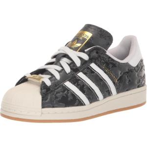 imageadidas Mens Superstar ShoeBlackWhiteOff White