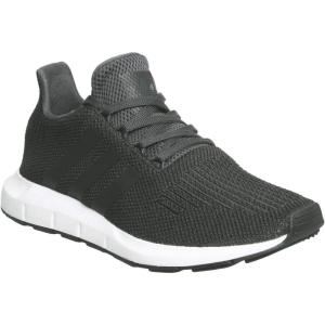 imageadidas Mens Swift Run Legacy SneakerGray Carbon Negbas Brgrin 000