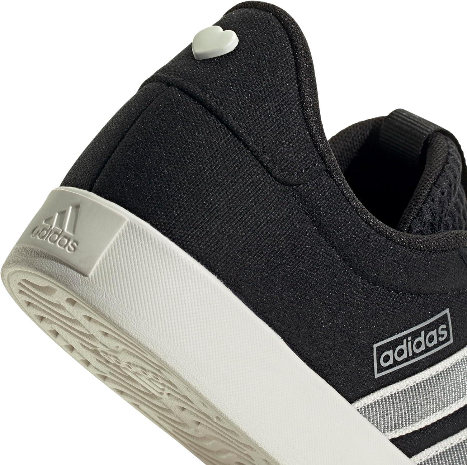 imageadidas Womens VL Court 30 SneakerBlackOff WhiteClear Sky