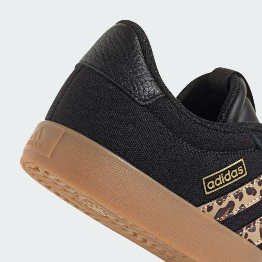 imageadidas Womens VL Court 30 SneakerBlackShadow BrownMatte Gold