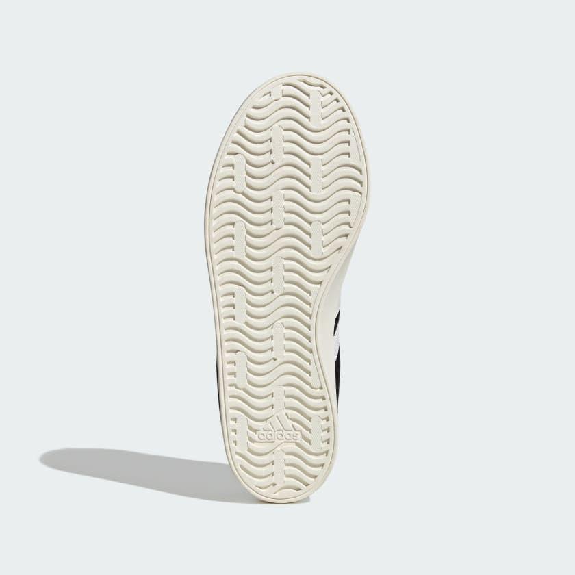imageadidas Womens VL Court 30 SneakerBlackWhiteGold Metallic
