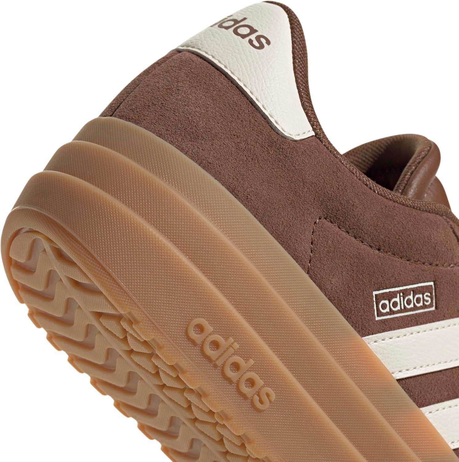 imageadidas Womens VL Court 30 SneakerPreloved BrownChalk WhiteWonder Beige
