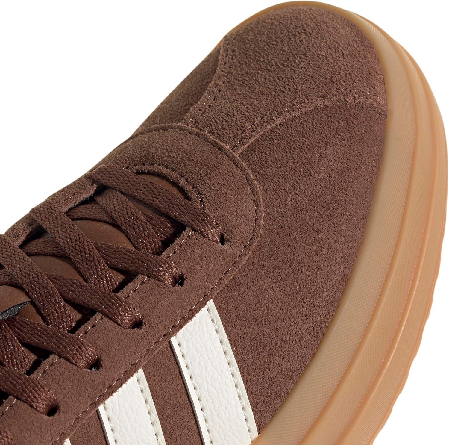 imageadidas Womens VL Court 30 SneakerPreloved BrownChalk WhiteWonder Beige