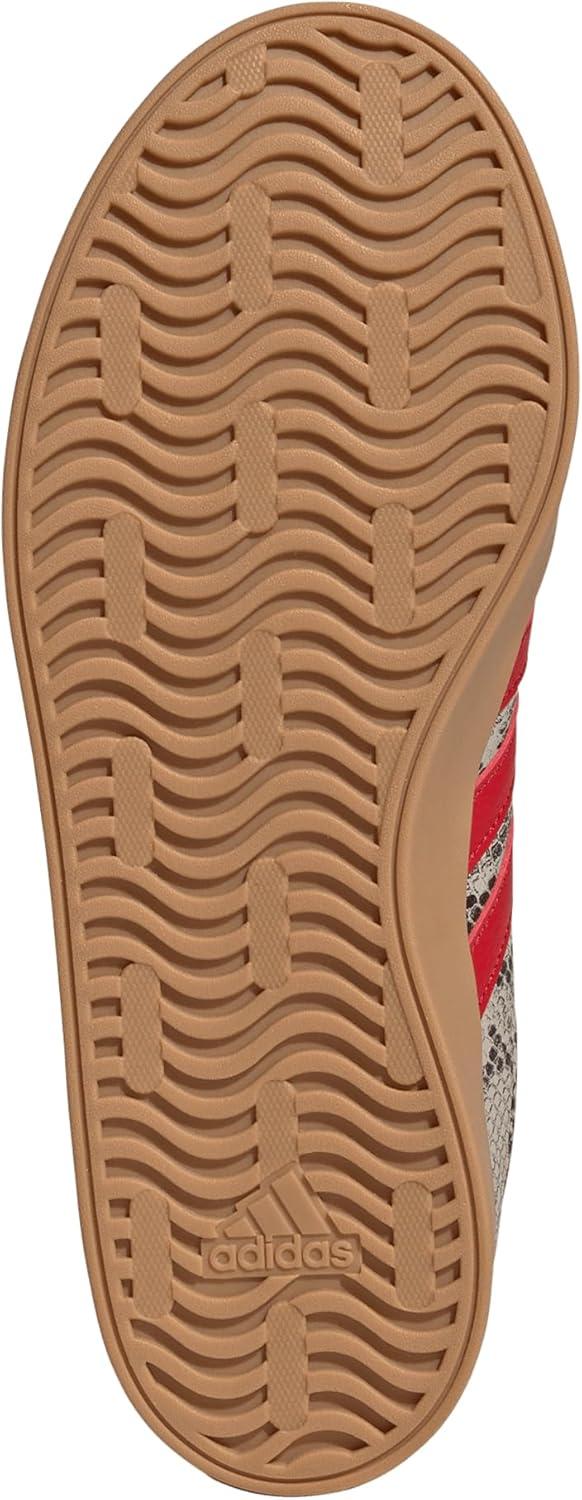 imageadidas Womens VL Court 30 SneakerWonder BeigeBetter ScarletGold Metallic