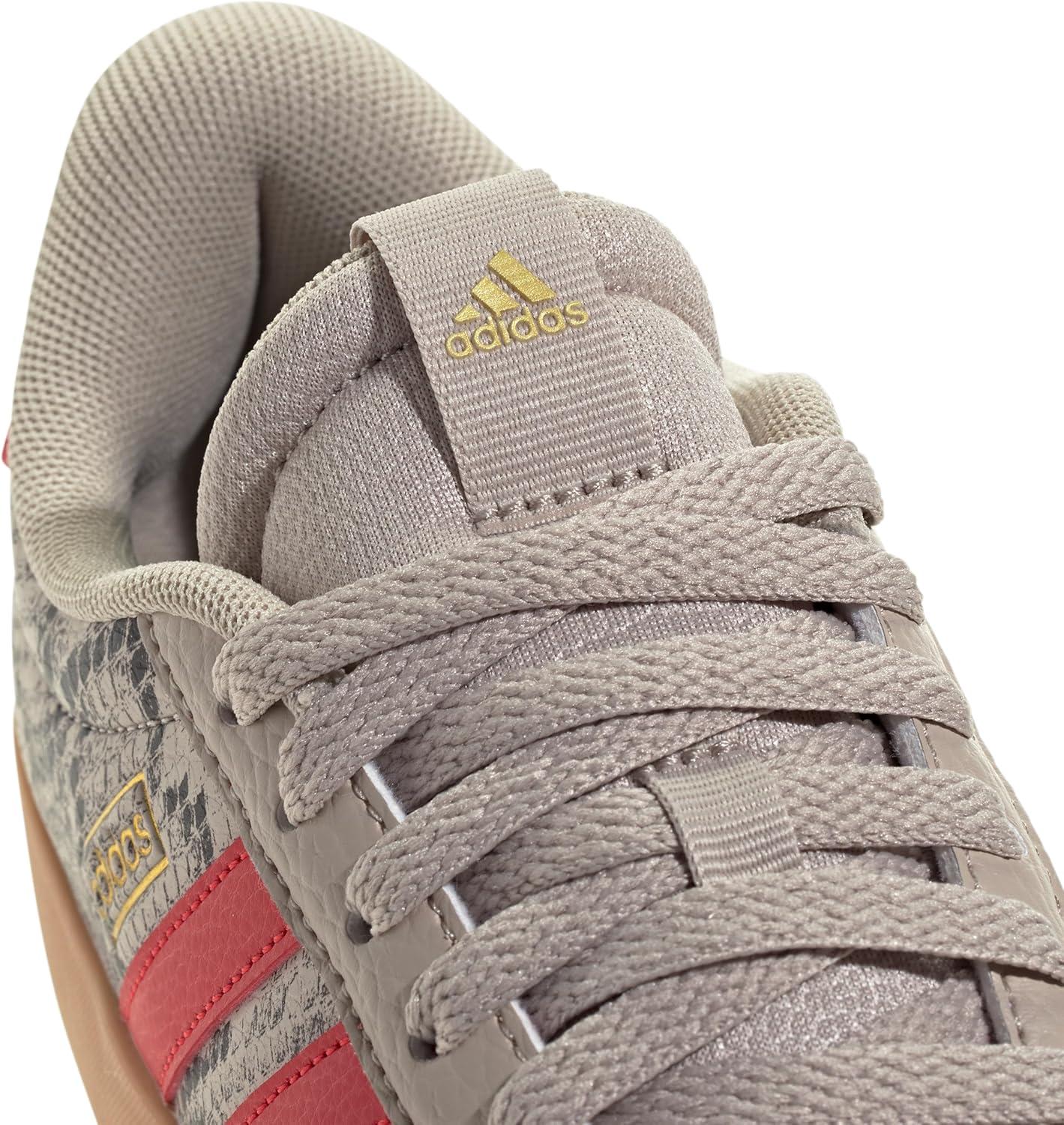 imageadidas Womens VL Court 30 SneakerWonder BeigeBetter ScarletGold Metallic