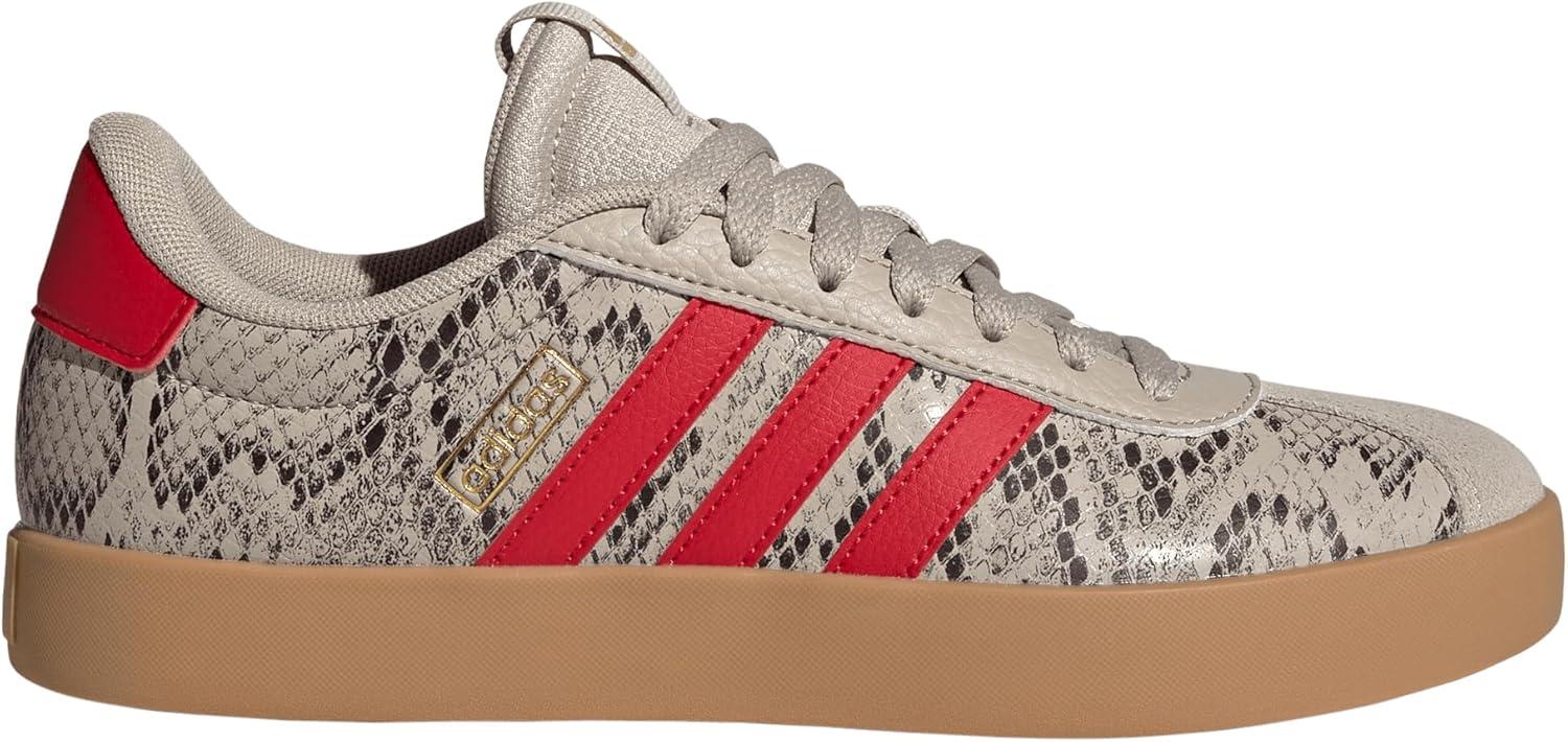 imageadidas Womens VL Court 30 SneakerWonder BeigeBetter ScarletGold Metallic