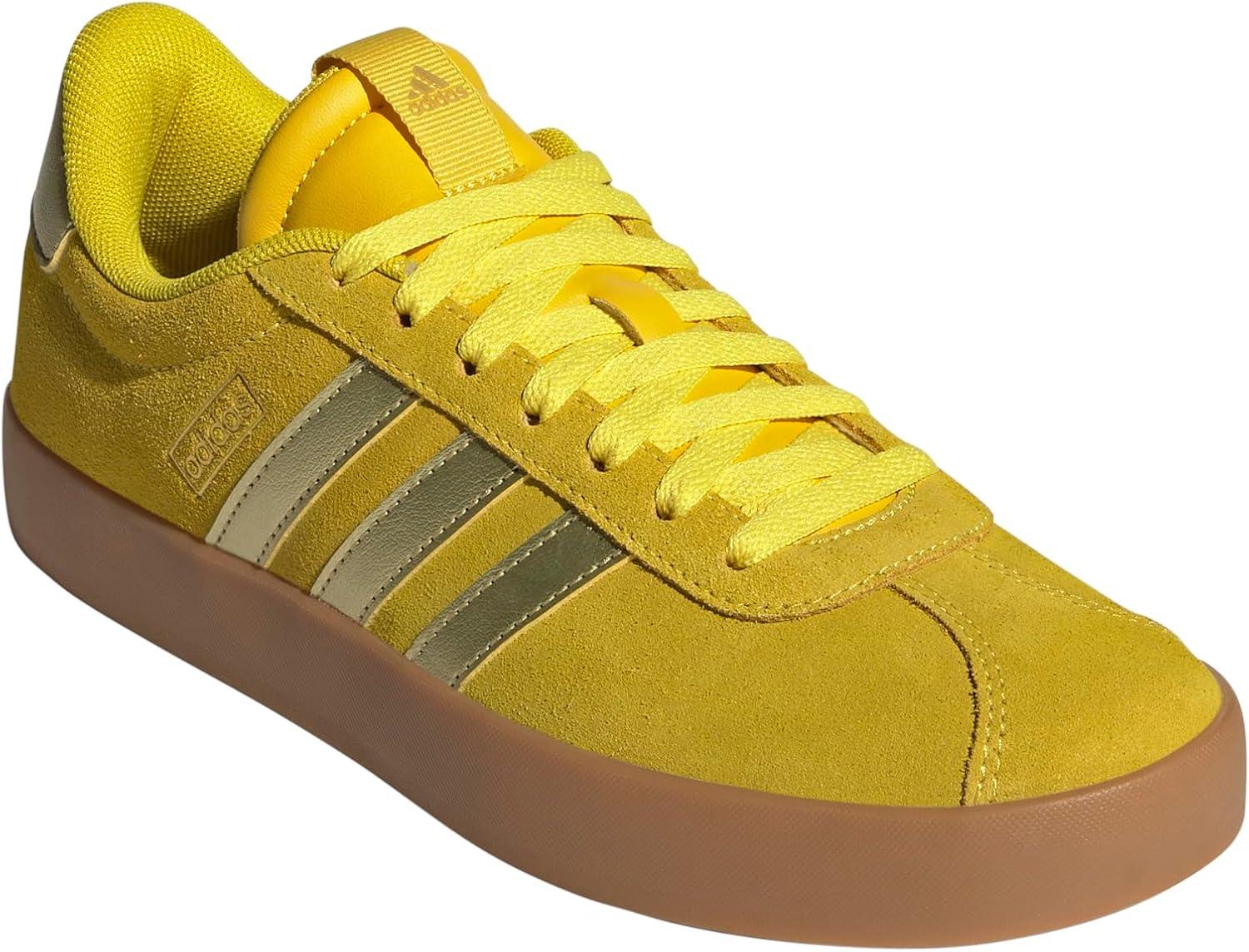 imageadidas Womens VL Court 30 SneakerYellowGold MetallicUtility Yellow