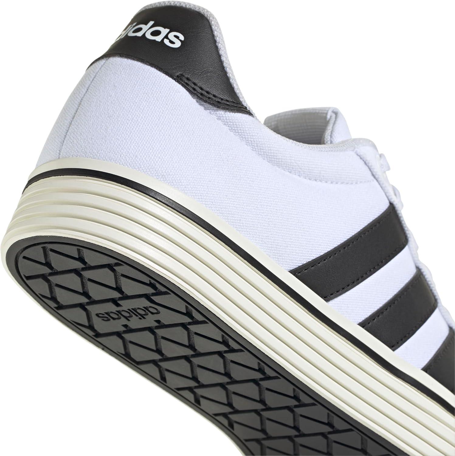 imageadidas Mens Daily 40 SneakerWhiteBlackOff White