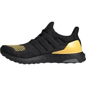 imageadidas Mens Ultraboost 10 ShoeWhiteBlackSpark