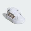 imageadidas BabyBoys Grand Court 20 SneakerWhiteMagic BeigeMatte Gold