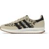 imageadidas Womens Run 70s 20 SneakerAurora CoffeeCore WhiteCrystal Linen