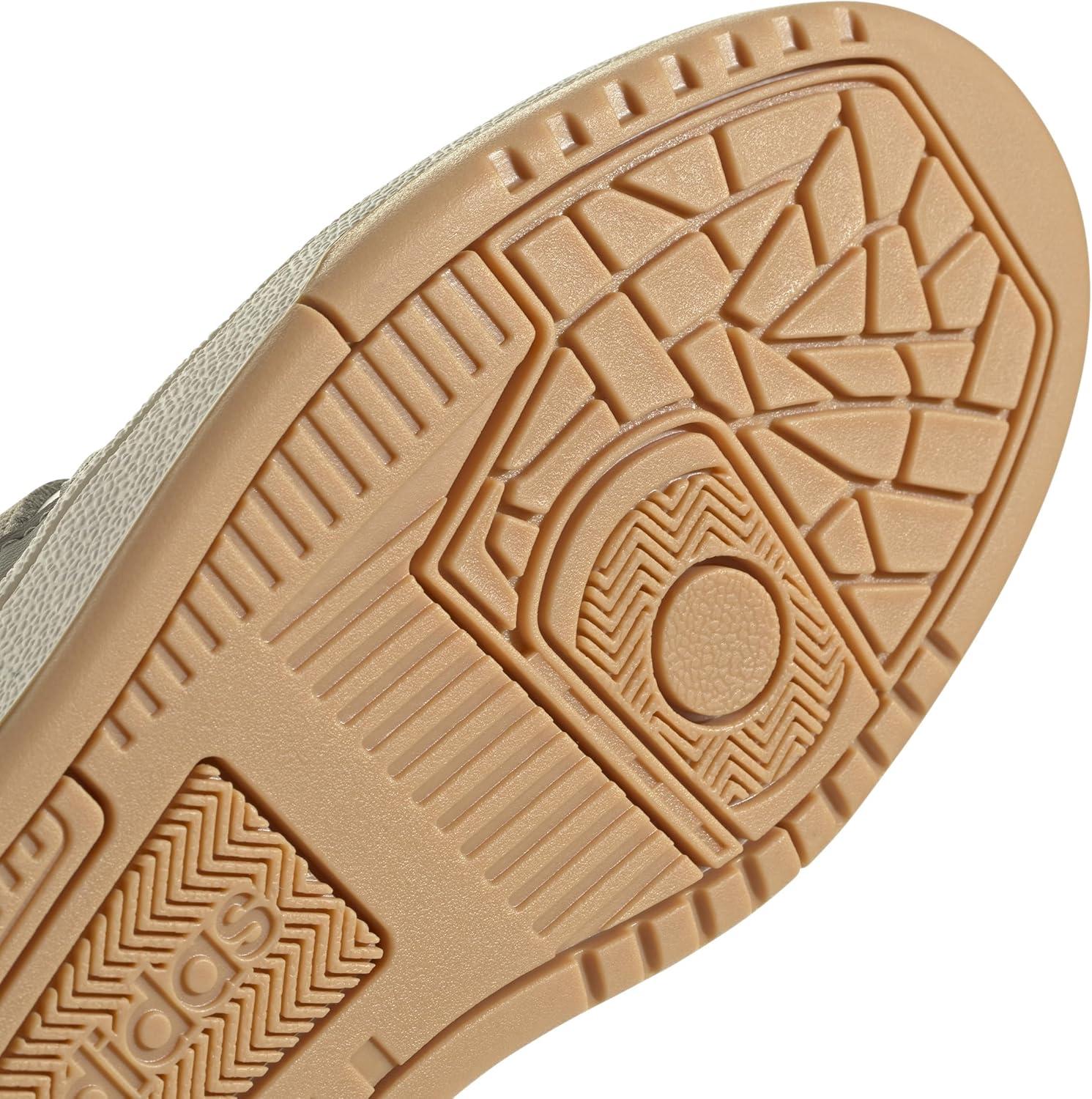 imageadidas Mens Turnaround Basketball SneakerSilver PebbleSilver PebbleChalk White