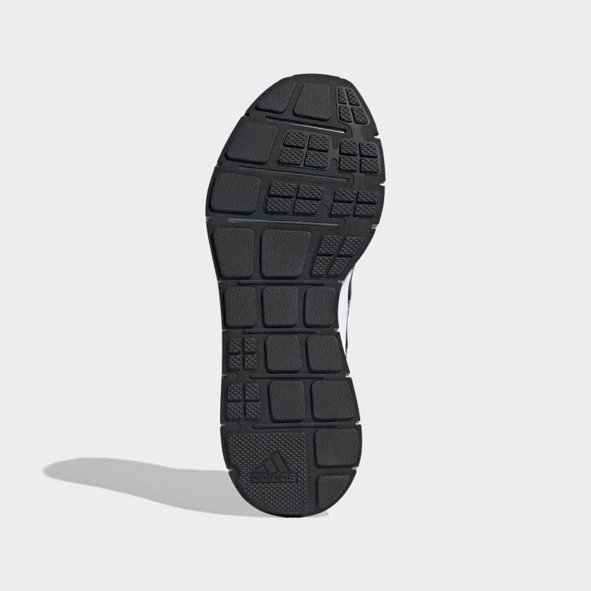 imageadidas Mens Swift Run 10 SneakerBlackBlackWhite