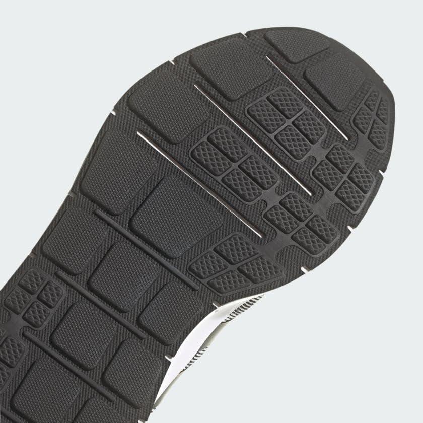 imageadidas Mens Swift Run 10 SneakerBlackBlackWhite