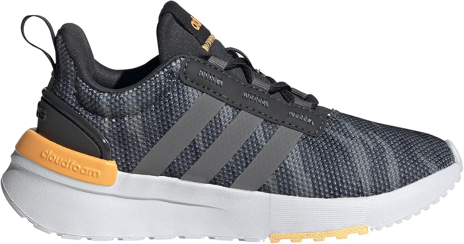 imageadidas UnisexChild Racer TR21 Running ShoeCarbonGreyBlack