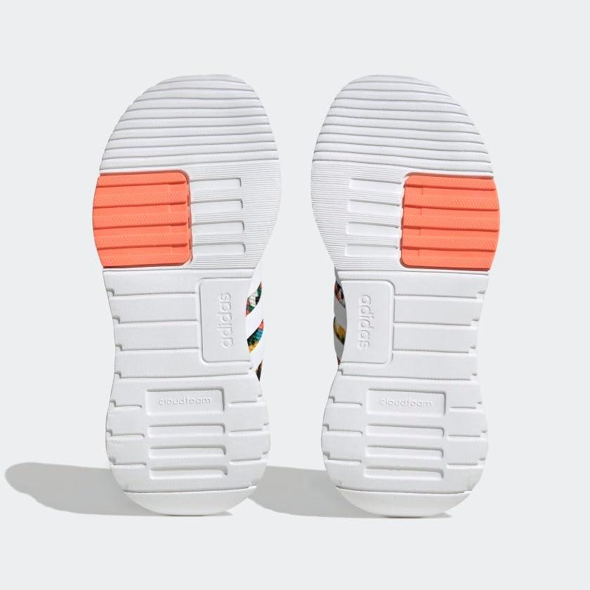 imageadidas UnisexChild Racer TR21 Running ShoeCore BlackCloud WhiteEcru Tint