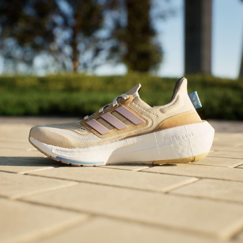 imageadidas Womens Ultraboost Light Running Shoes SneakerCrystal SandPreloved FigBlue Burst
