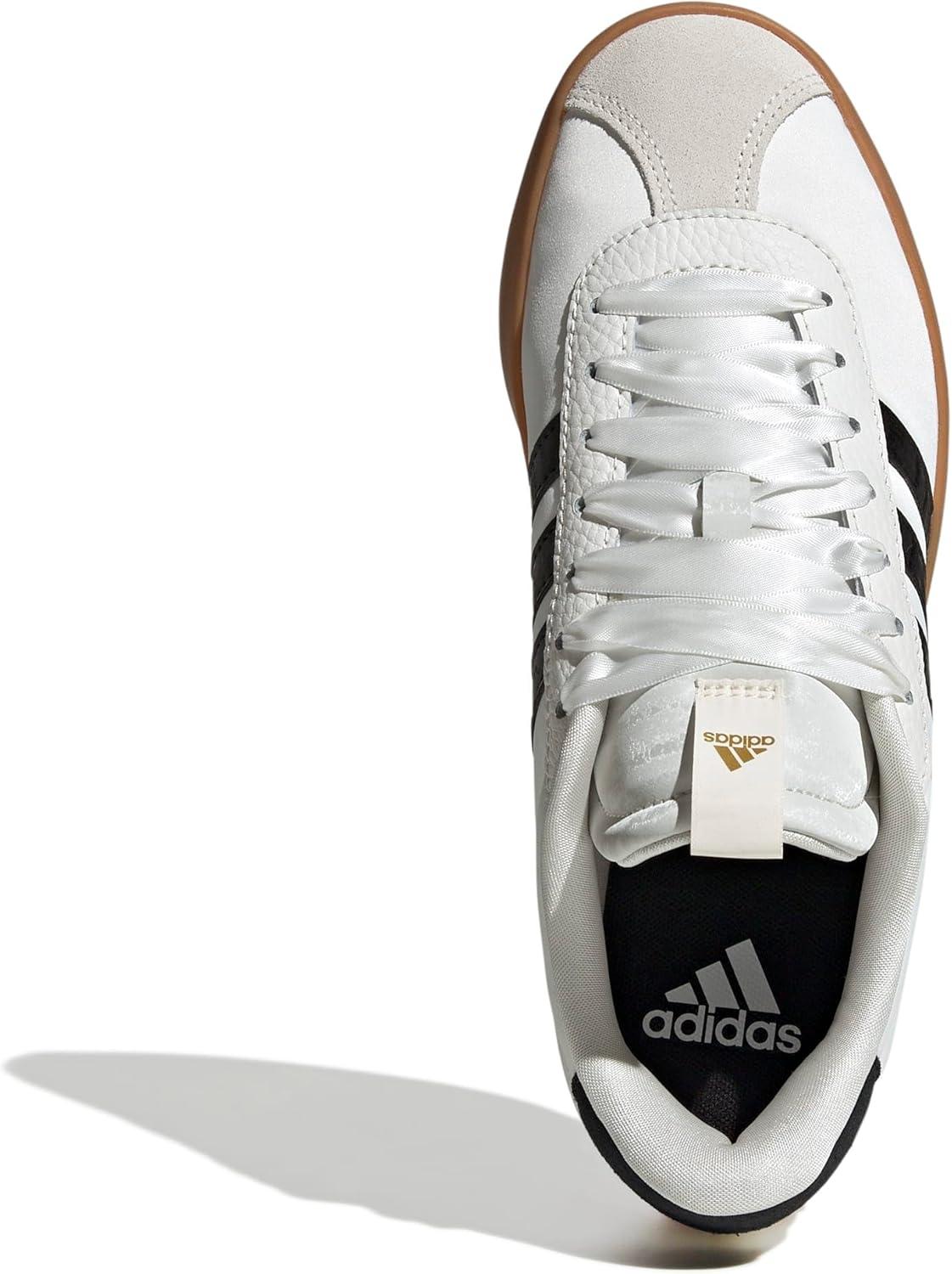 imageadidas Womens VL Court 30 SneakerWhiteBlackGold Metallic
