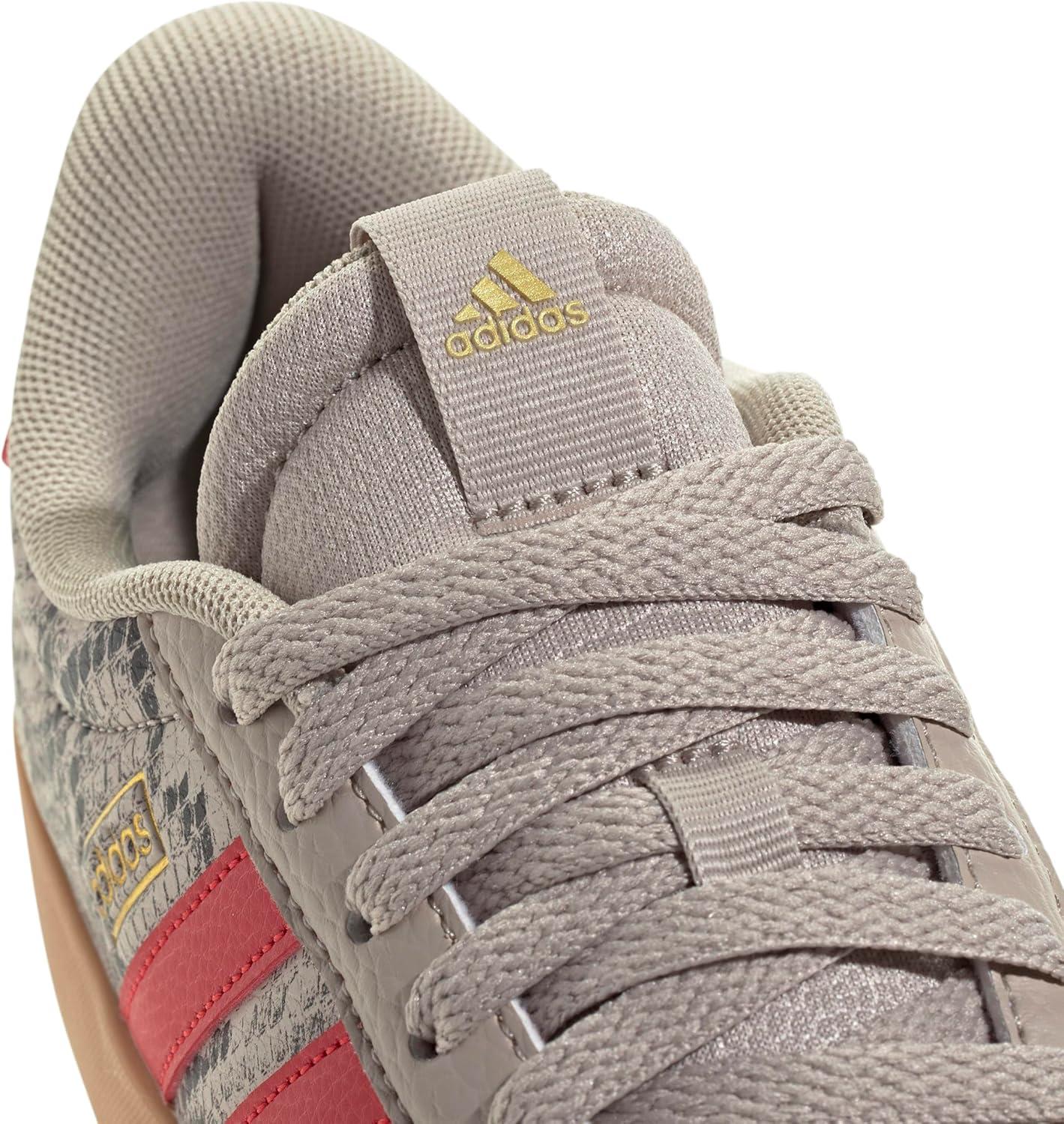imageadidas Womens VL Court 30 SneakerWonder BeigeBetter ScarletGold Metallic