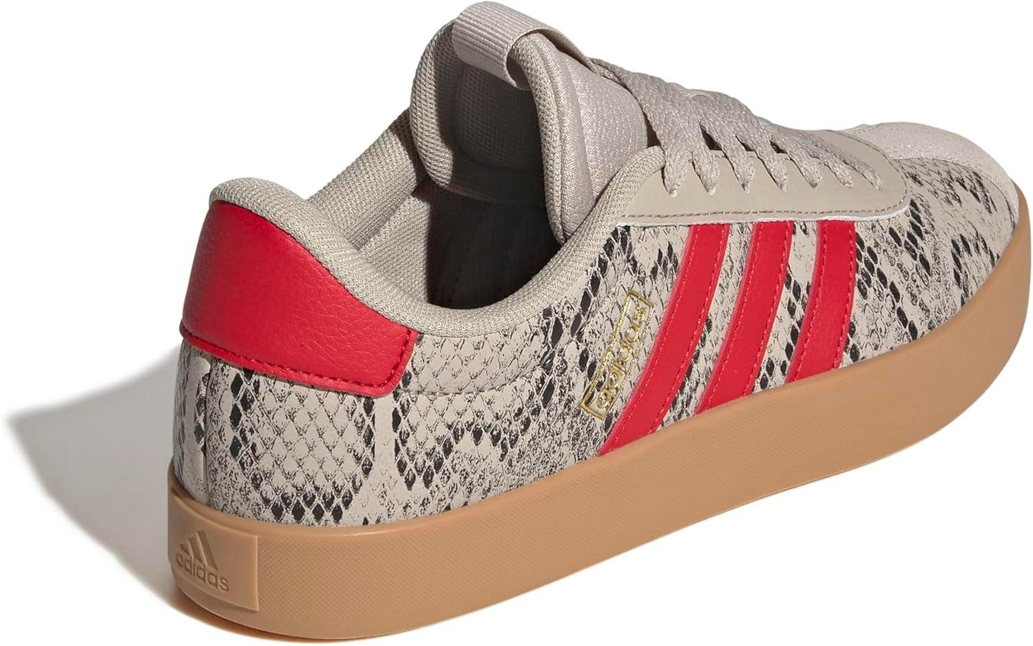imageadidas Womens VL Court 30 SneakerWonder BeigeBetter ScarletGold Metallic