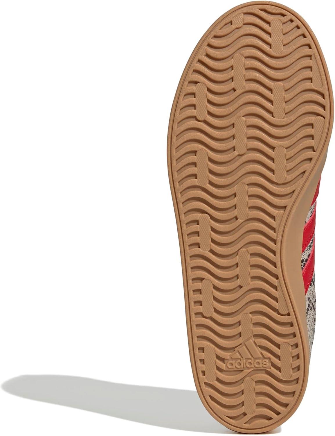 imageadidas Womens VL Court 30 SneakerWonder BeigeBetter ScarletGold Metallic