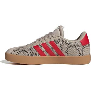 imageadidas Womens VL Court 30 SneakerWonder BeigeBetter ScarletGold Metallic