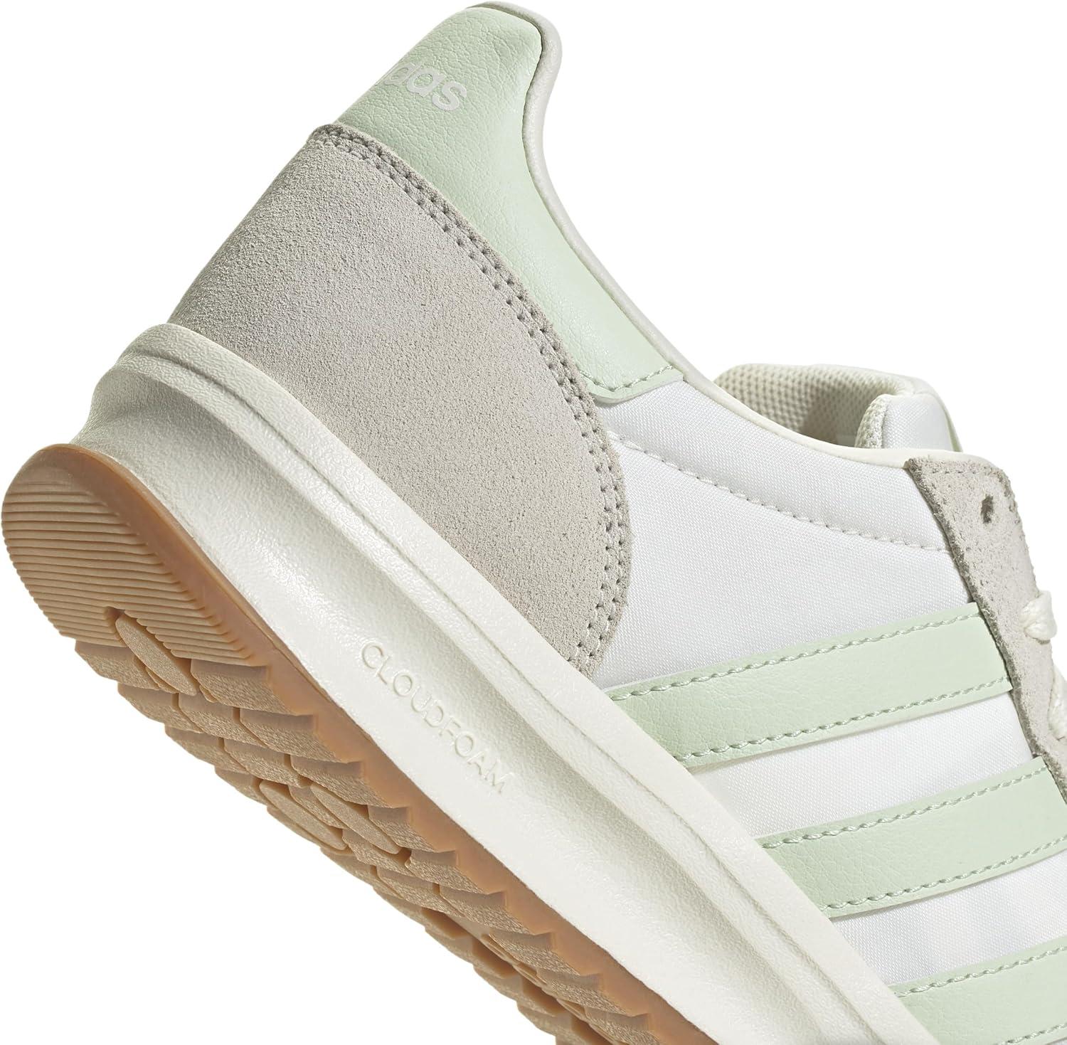 imageadidas Mens Run 72 ShoesOff WhiteLinen GreenGum